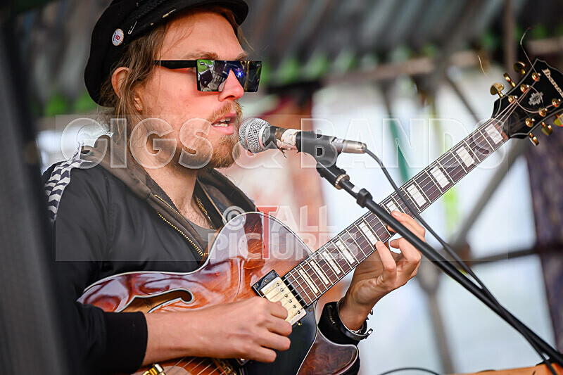 Le Beaubo-42 - LE BEAUBO