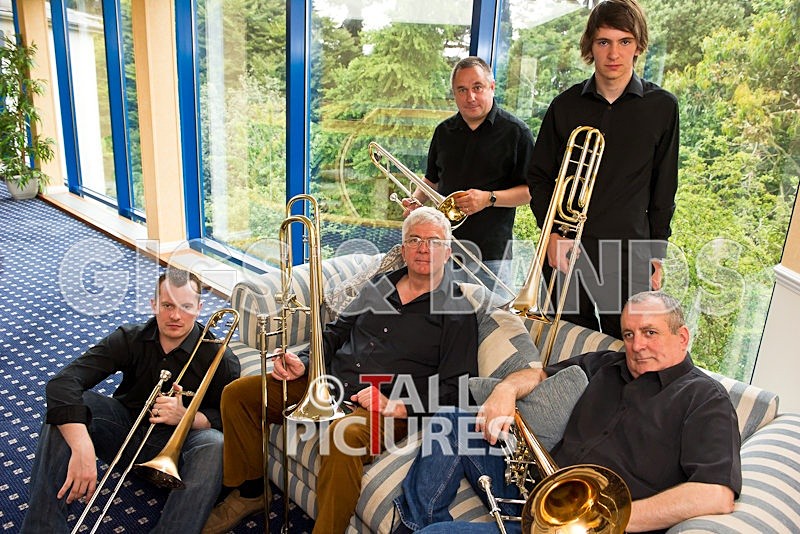 Boneheads-24 - THE BONEHEADS