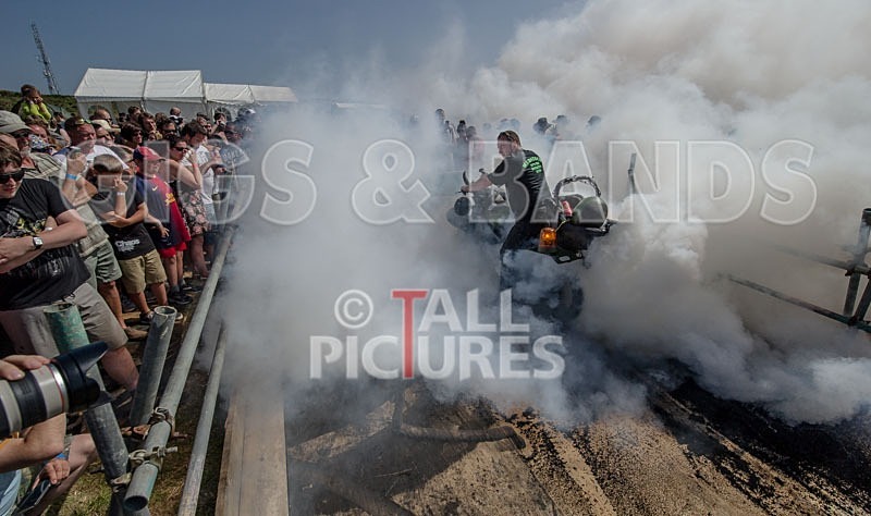 Chaos 2013_Burn-outs-25 - BURN-OUTS - TATTOOS & CHILLI