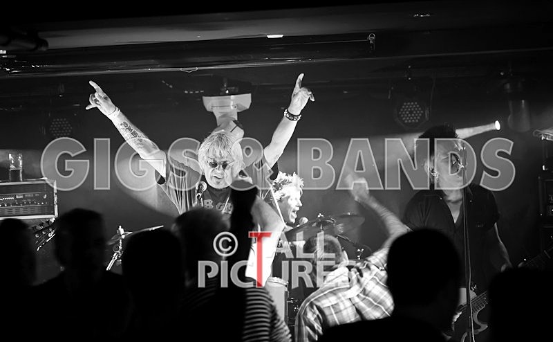 UK Subs-68 - U.K. SUBS