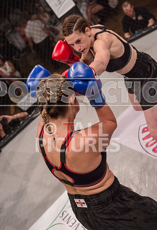 Zoe Findlay v Lolly Guard-29 - BOUT 3