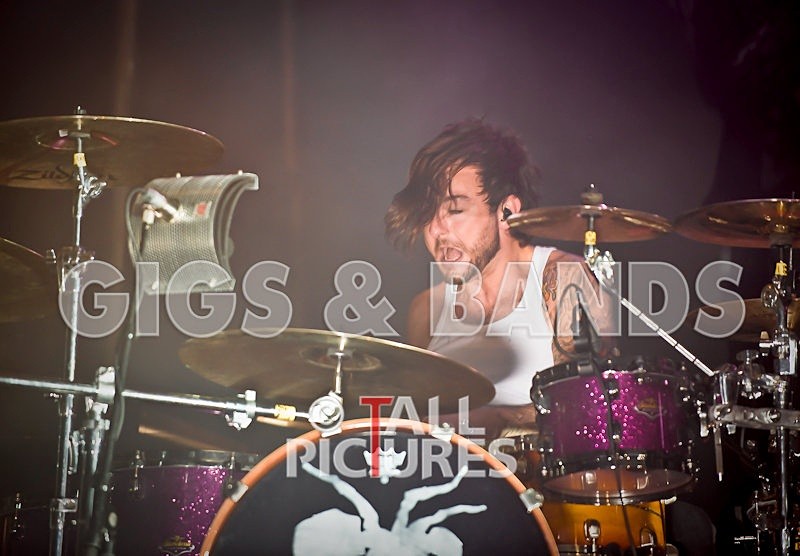 Prodigy-48 - THE PRODIGY