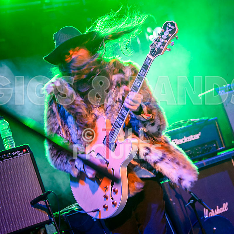 The Recks-838 - THE RECKS