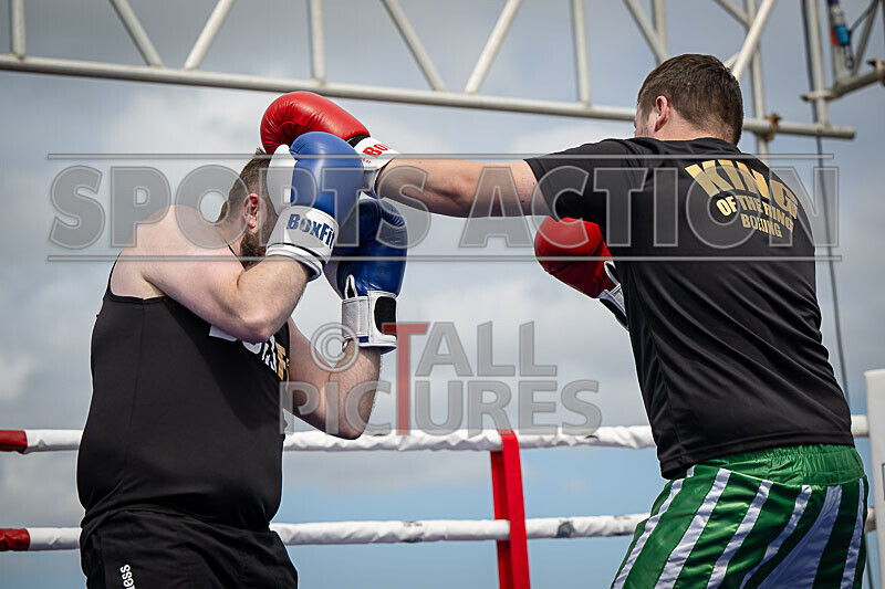 BOUT 1- Iron Mike Carre v Martin in Need of Help-45 - BOUT 1- 'Iron' Mike Carre v Martin 'in Need of' Help