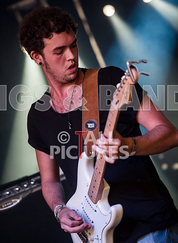 Twelve Ton Trouble-13 - TWELVE TON TROUBLE