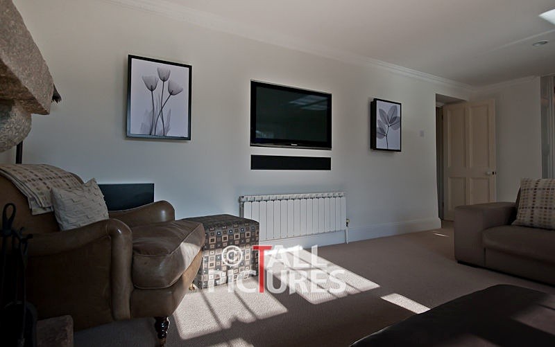 Multi-room Audio  Video-27 - TV LOUNGE