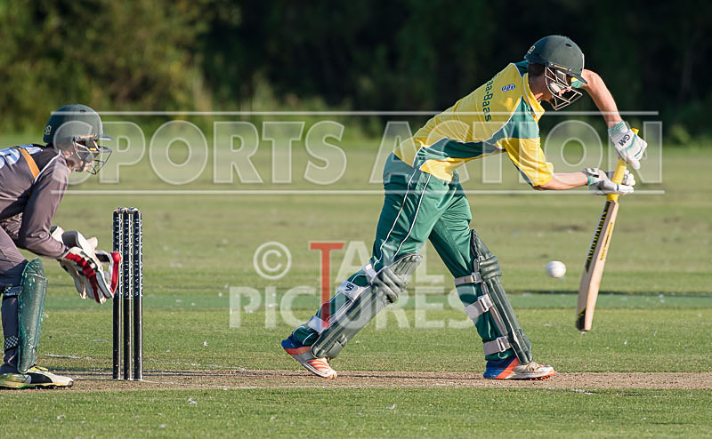 Canaccord Griffins v Irregulars-30 - CANACCORD GRIFFINS v IRREGULARS