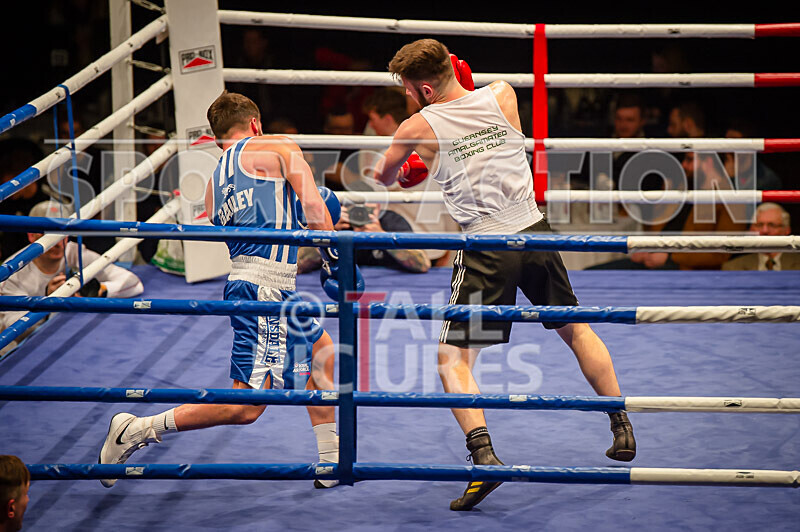 Bout 20_Chris Sumner v Keiran Bailey-1-25 - Bout 20_Chris Sumner v Keiran Bailey