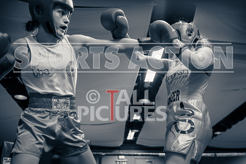 BOUT 4_Natalie Granger v Leanne Le Feuvre-16 - BOUT 4_Natalie Granger v Leanne Le Feuvre