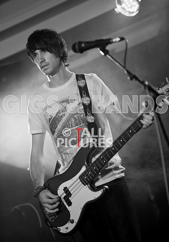 The Deadbeats-7 - THE DEADBEATS