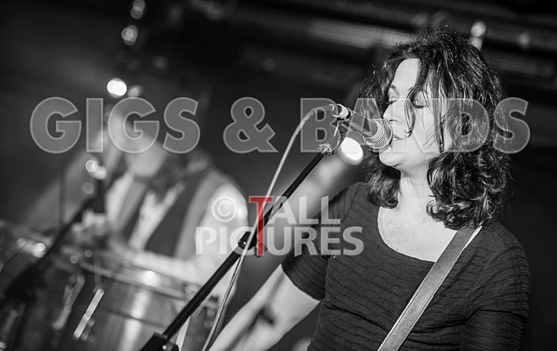 Ediths Head-58 - EDITH'S HEAD