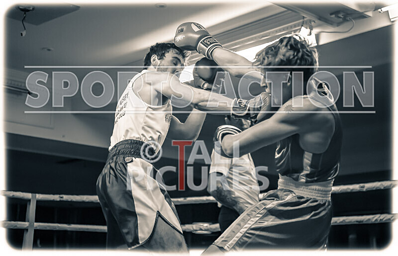 BOUT 5- Martin Kublickis v Robbie Chipcase-20 - BOUT 5 - Martin Kublickis v Robbie Chipcase