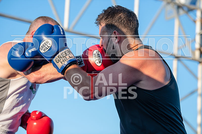 BOUT-10- Rob The Hammer Newton v Lee Alan Ted  Reggie Renouf-16 - BOUT-10 Rob 'The Hammer' Newton v Lee' Alan, Ted & Reggie' Renouf