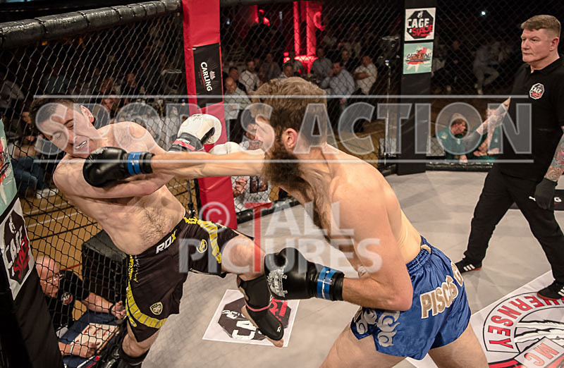 Will Edinburgh v Jacek Pazola-22 - BOUT 4 Will Edinburgh v Jacek Pazola