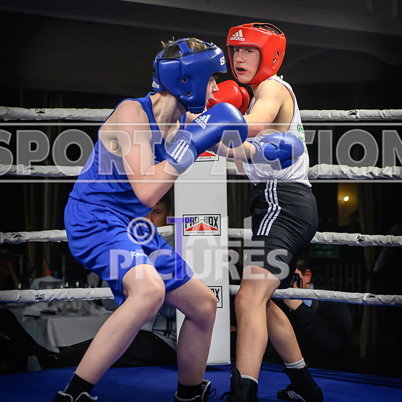 BOUT- 4 - Jacob Jones v Tommy Clark-11 - BOUT: 4 - Jacob Jones v Tommy Clark