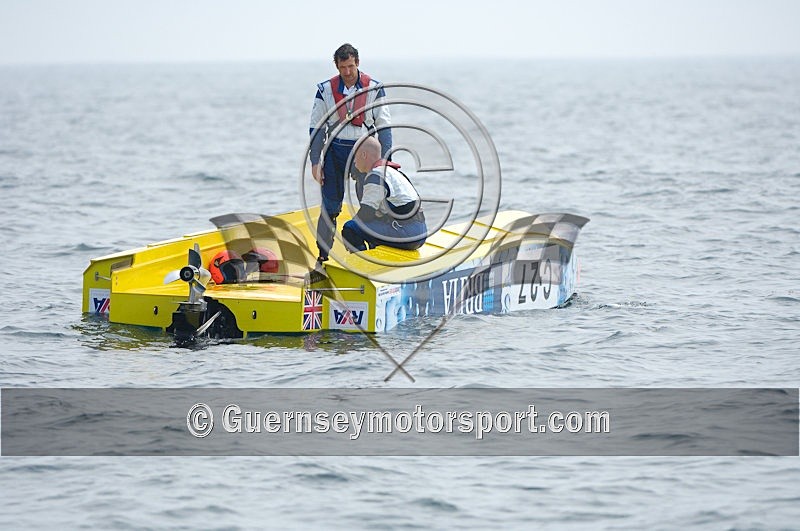 Honda Powerboat_C27-2 - POWERBOAT RACING 2006