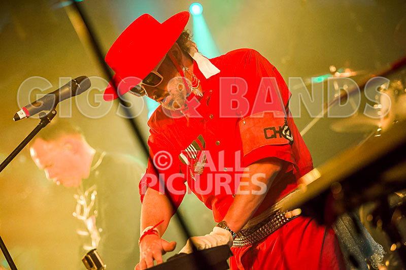 Fade2Grey-371 - FADE2GREY