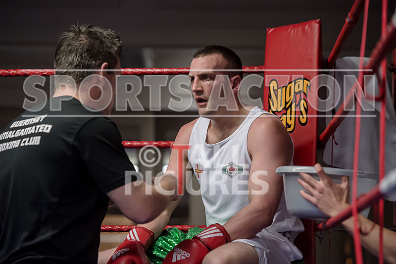 Bout - 8_Jimmy Lesbirel v Daryll Bath-15 - Bout - 8_Jimmy Lesbirel v Daryll Bath