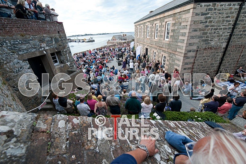 Castle Nights-6 - CASTLE CORNET MUSIC NIGHTS 2010