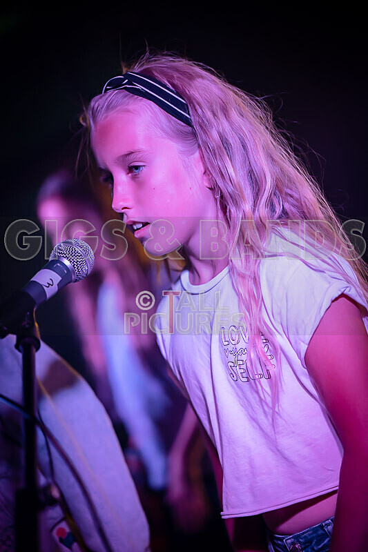 Hunting for Flames-6 - HUNTING FOR FLAMES