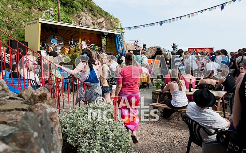 Beach Life-22 - BEACH LIFE 2009