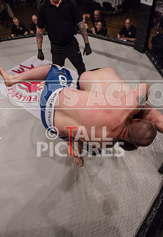 Eddie Goracy v Jack Fallaize-16 - BOUT 8