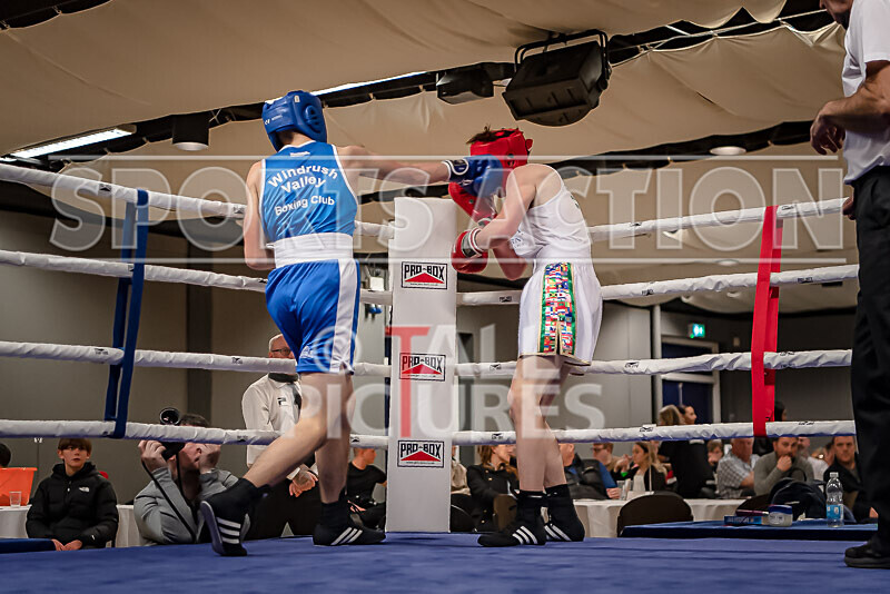 BOUT 5 - Ethan Le Moignan v Yoan Slaveykov-26 - BOUT 5 - Ethan Le Moignan v Yoan Slaveykov