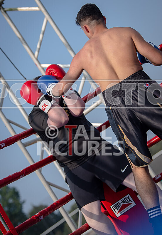 BOUT 6 - Tony -Foxey- Fox v Tyler -the Lion- Quintels-7 - BOUT 6 - Tony 'Foxey' Fox v Tyler 'the Lion' Quintels