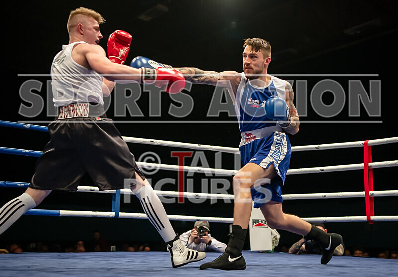 Bout 16_Mason Smale v Liam Fox-32 - Bout 16_Mason Smale v Liam Fox