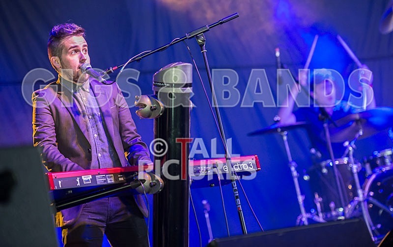 Raising Maisie-29 - RAISING MAISIE