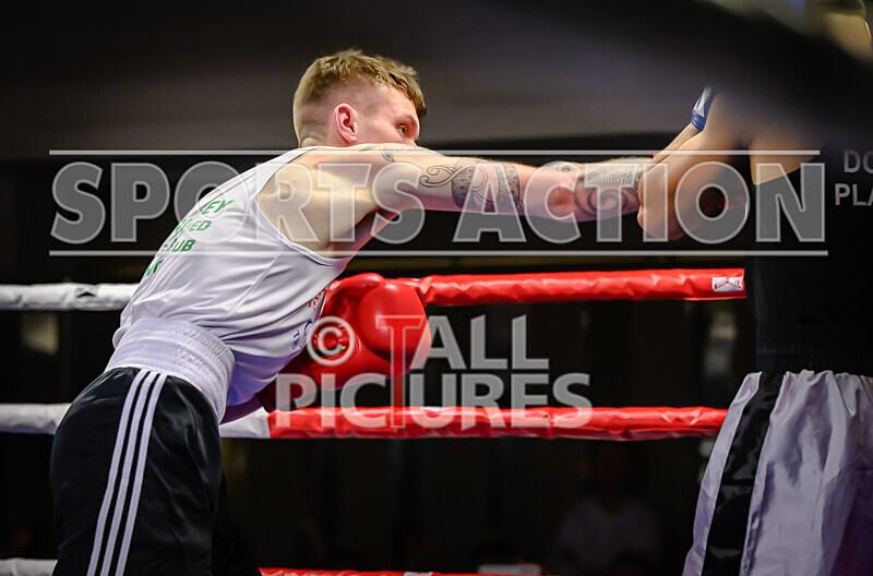 BOUT- 6 - Emile Prevel v Moin Khan-62 - BOUT: 6 - Emile Prevel v Moin Khan