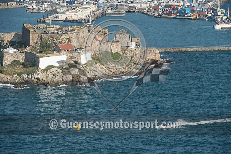 Worlds Powerboats_2014_Race-1-373 - UIM CLASS 3A & 3B WORLD OFFSHORE CHAMPIONSHIP_RACE-1