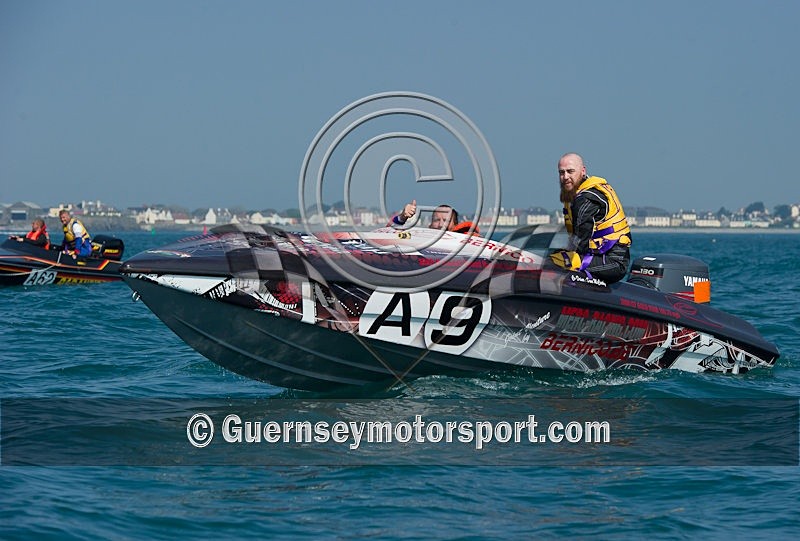 Powerboat_2011_Round-1-104 - ROUND-1 NORTH BEACH OUTER