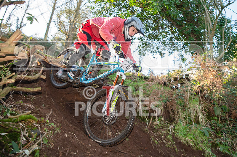 MTB Downhill_19-01-2020-102 - MTB WINTER DOWNHILL 2020_ROUND-2
