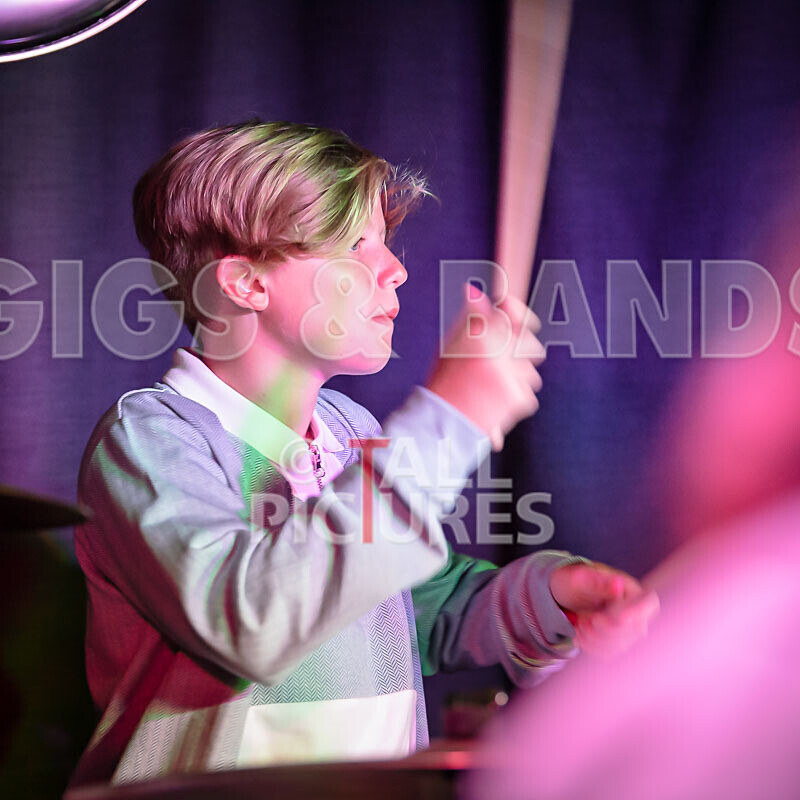 Pigeon Bomb-10 - PIGEON BOMB