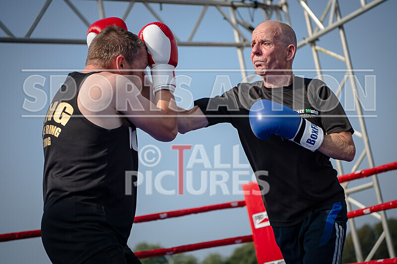 BOUT 2 - Steve -The Stoat- Ozanne v Alan -Dinosaur- Donaldson-40 - BOUT 2 - Steve 'The Stoat' Ozanne v Alan 'Dinosaur' Donaldson
