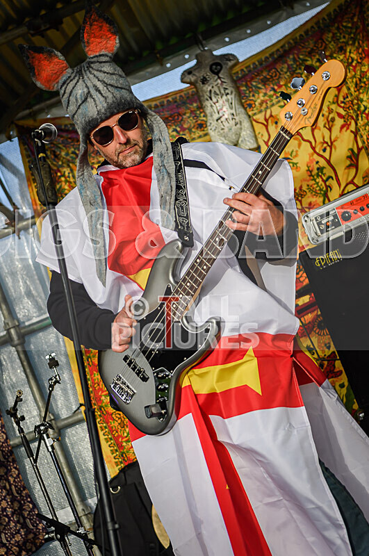 The Bensons-65 - THE BENSONS