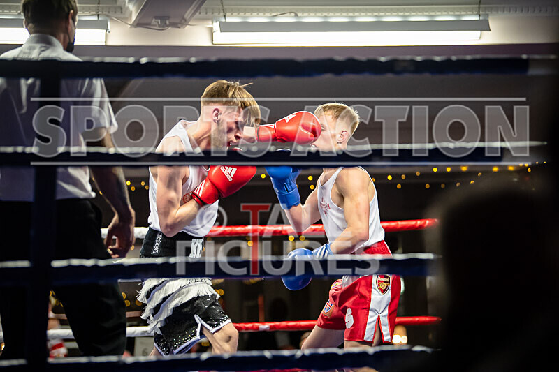 BOUT 7_Kylop Holland v Freddie Kinsella-42 - BOUT 7_Kylop Holland v Freddie Kinsella