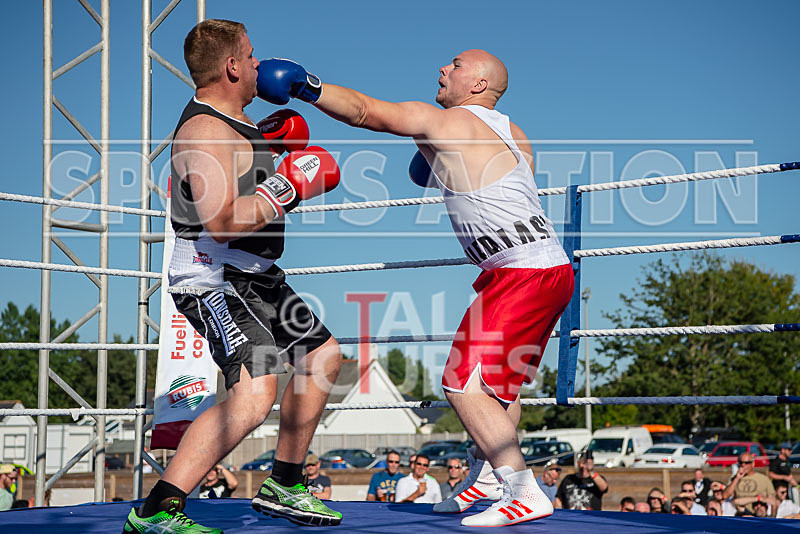 BOUT-1- Matthew The Scooby Alderton v Ian Blind Date Champion-16 - BOUT-1 Matthew 'The Scooby' Alderton v Ian 'Blind Date' Champion