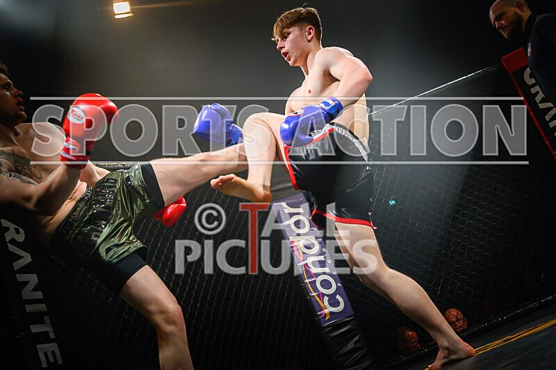 BOUT- 6 - Fin Aitkin v Pharrell Taylor-28 - BOUT 6 - Fin Aitkin v Pharrell Taylor