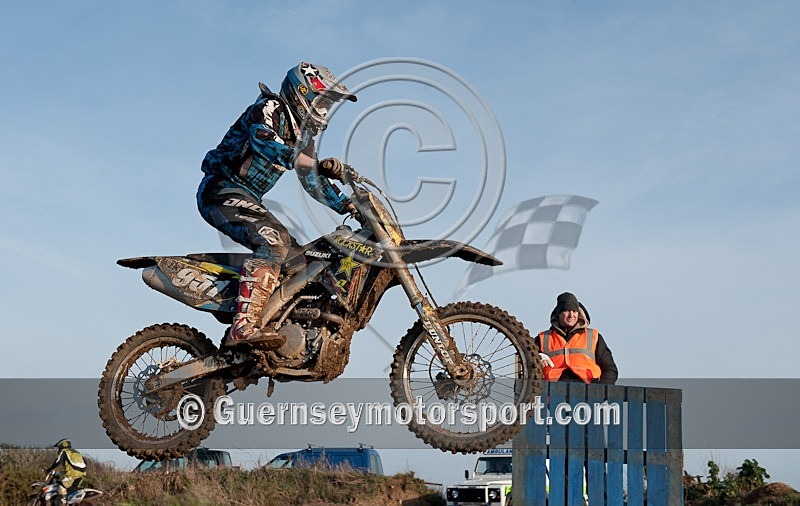 Moto-X_12-11-11-19 - MOTO-X_12-11-2011