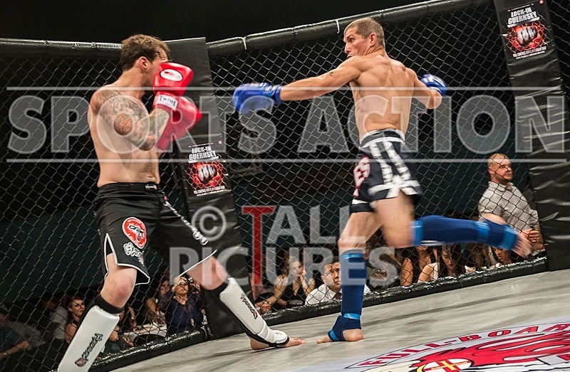 Cage Fighting_2012_Bout 5-5 - BOUT-5