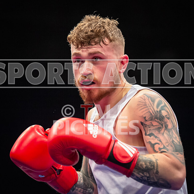 Bout 14_Rob Brehaut v Jake Bowness-3 - Bout 14_Rob Brehaut v Jake Bowness