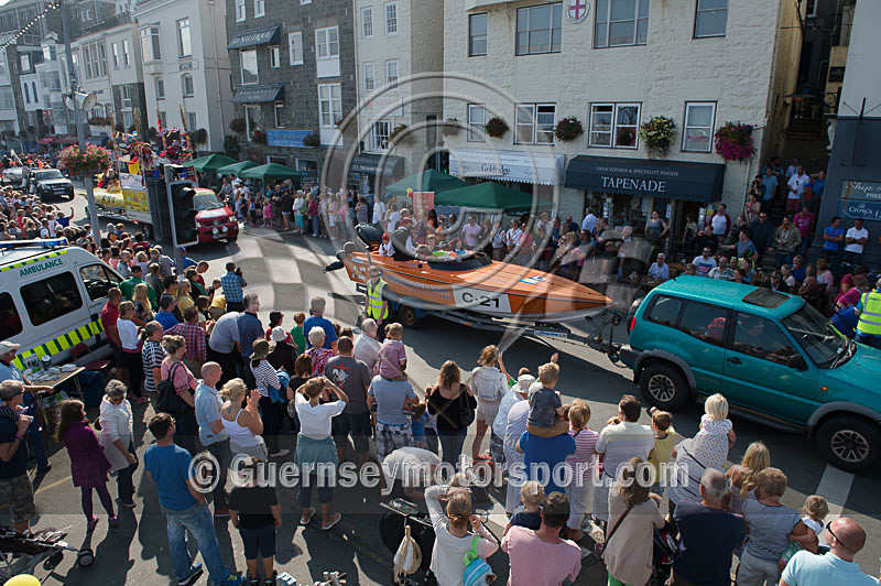 Powerboat Parade_2014-79 - UIM WORLD OFFSHORE CHAMPIONSHIP BOAT PARADE