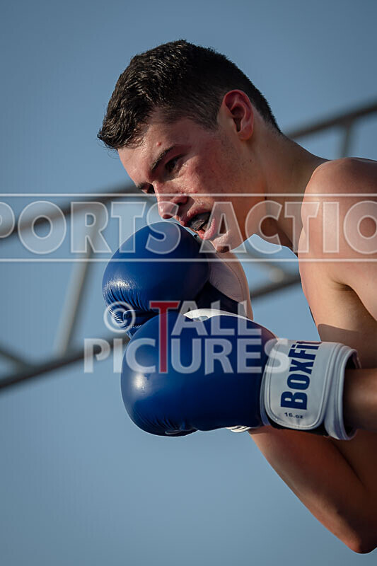 BOUT 4 - Alex -Quarter Pounder- Finer v Chris -Granite- Gavey-17 - BOUT 4 - Alex 'Quarter Pounder' Finer v Chris 'Granite' Gavey