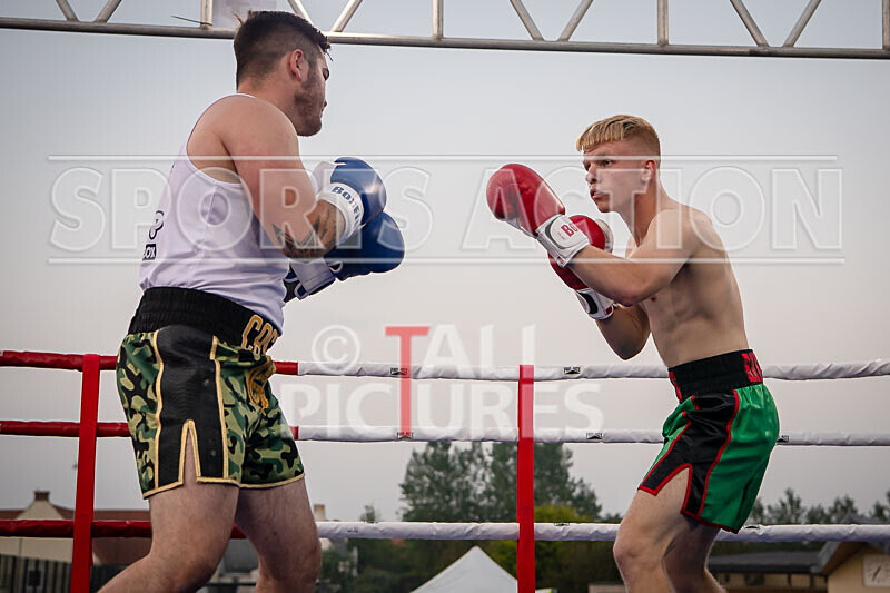 BOUT 17 - Luke Robert v Casey De La Mare-40 - BOUT 17 - Luke Robert v Casey De La Mare