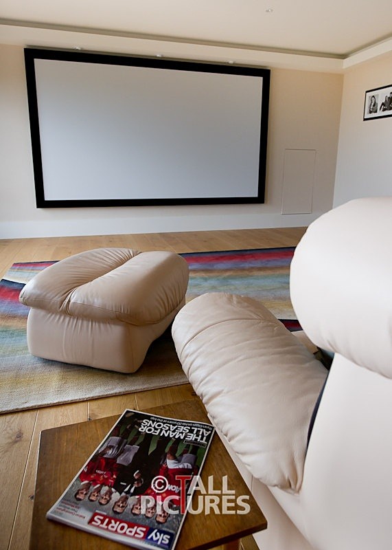 Avolution_Shoot-5-9 - LARGE SCREEN & PROJECTOR