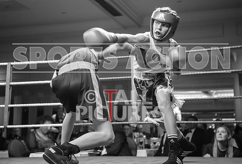 Bout - 4_Rory Sullivan v Jude Moore-24 - Bout - 4_Rory Sullivan v Jude Moore