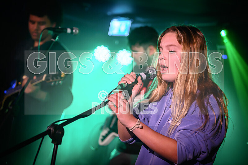 Motionless-32 - MOTIONLESS