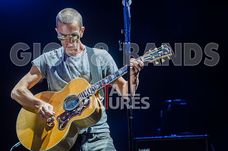 Richard Ashcroft-2 - RICHARD ASHCROFT